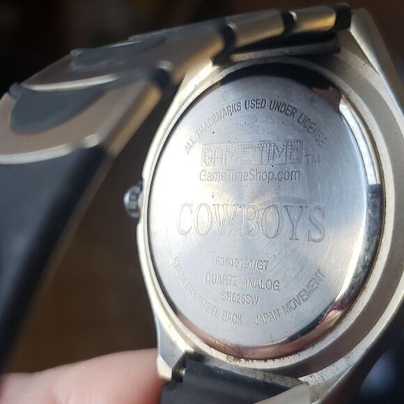 New in Box Game Time Dallas Cowboys Quartz Analog Watch w/ Stainless Steel Back - Picture 6 of 9